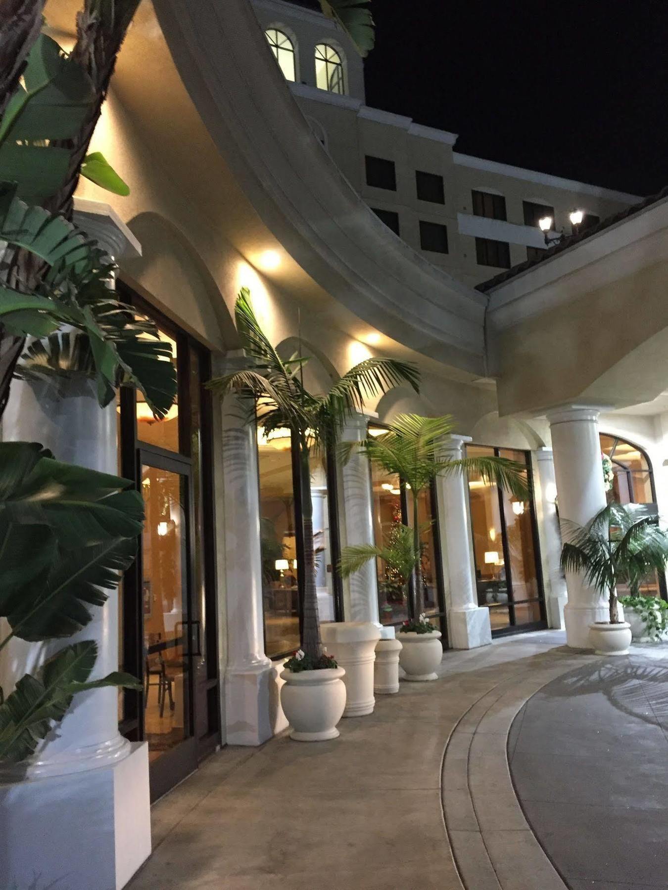 Doubletree Guest Suites Anaheim Resort centro de convenciones Exterior foto